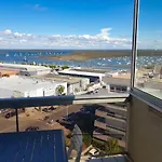 Vue Mer-port Apartment